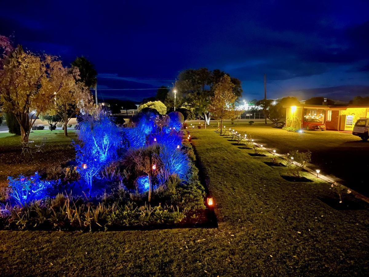 Quirindi Sunflower Motor Inn Bagian luar foto